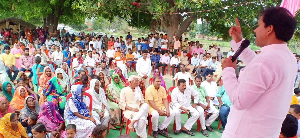 लोकार्पित हुआ स्वास्थ्य केंद्र, वृक्षारोपण कर मंत्री ने दिया पर्यावरण संरक्षण का संदेश