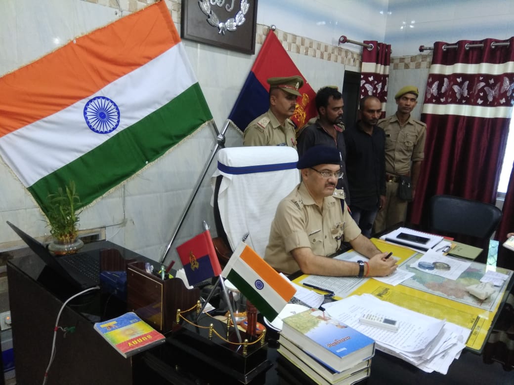 दो शातिर अपराधी चढ़े पुलिस के राडार पर