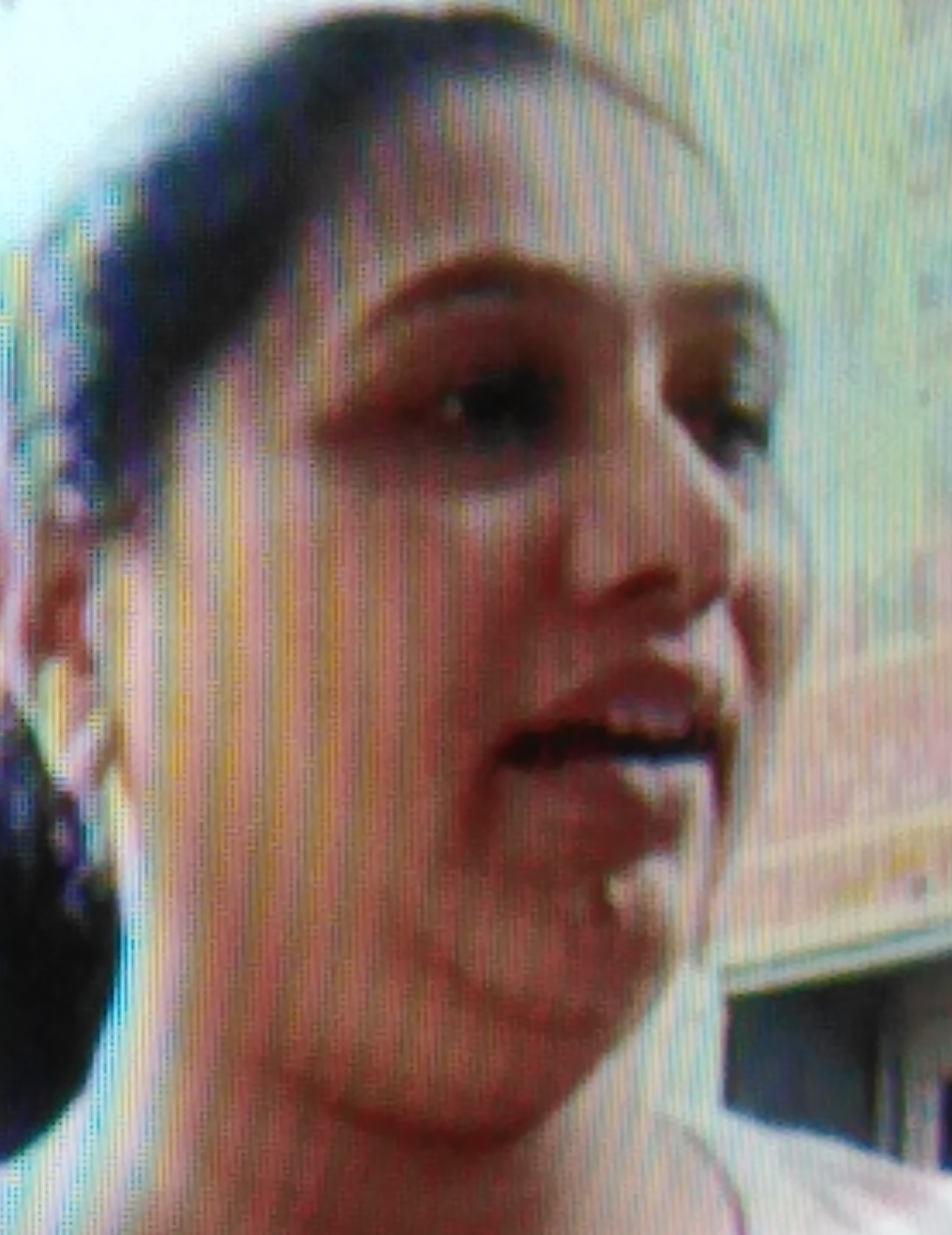 लूट ! प्रधानमंत्री की भतीजी का पर्स लेकर लूटेरे फरार