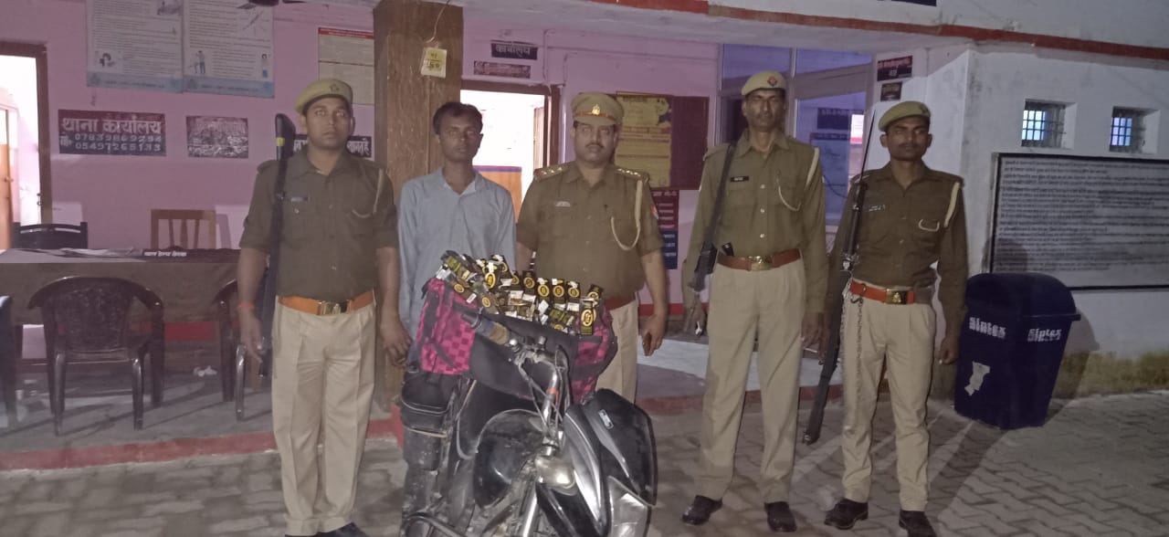 चोरी की बाइक व अवैध शराब संग शातिर अपराधी गिरफ्तार