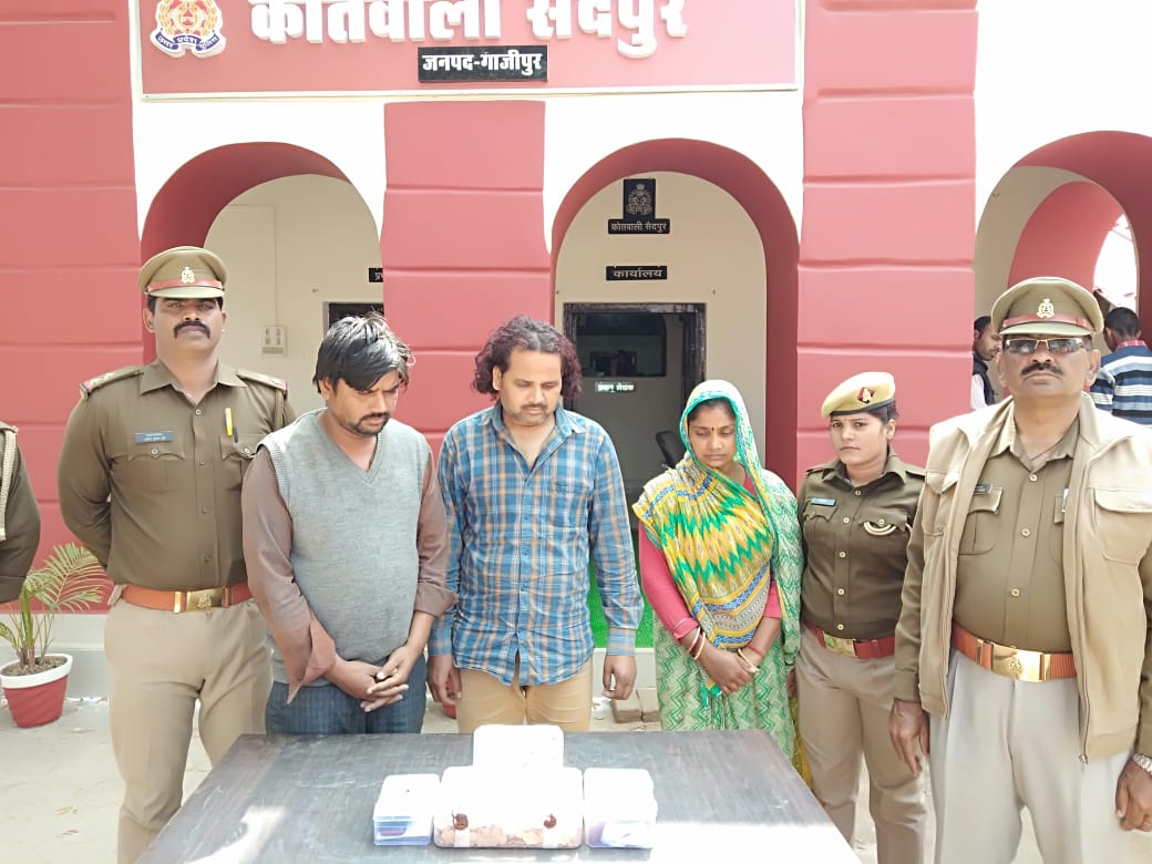 नकली सोना देकर ठगी करनेवाले गिरोह के तीन अभियुक्त गिरफ्तार