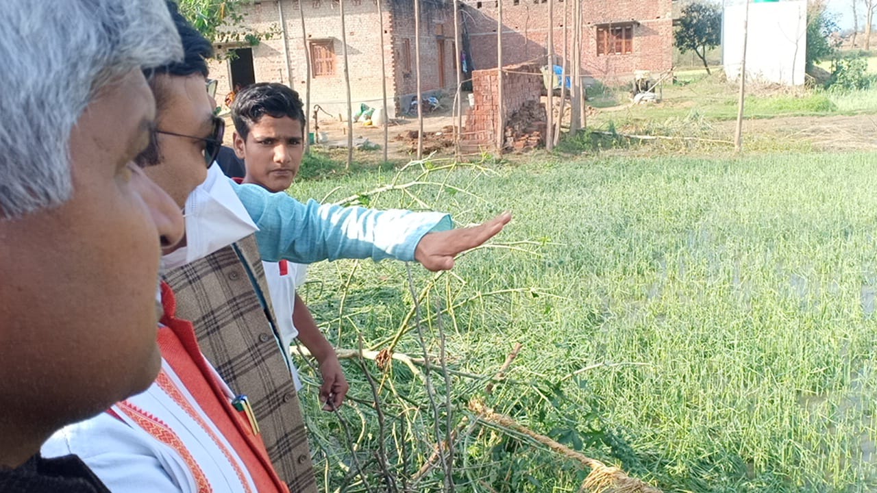 ओलावृष्टि से प्रभावित क्षेत्रों का मंत्री ने किया निरीक्षण,दिया मुआवजे  हेतु कारर्वाई का निर्देश *कोरोना वाइरस के संभावित संक्रमण से निपटने हेतु जिला अस्पताल में लिया तैयारियों का जायजा*