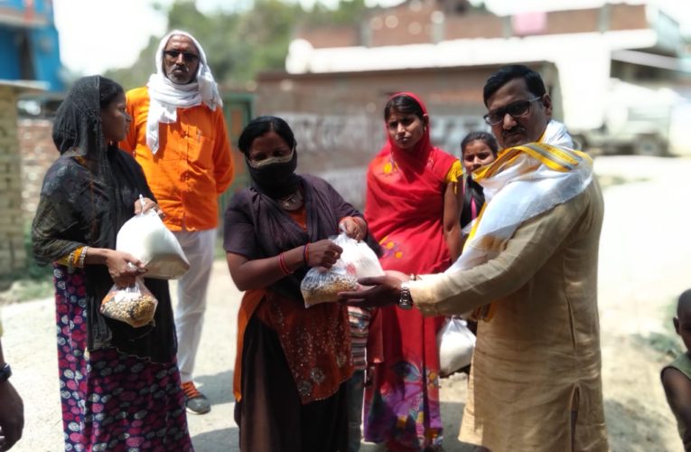 कोरोना ! रहनुमाओं ने मददगार को बढ़ाये हाथ