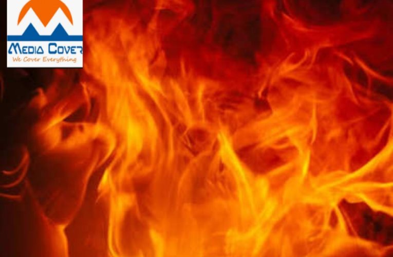 दुस्साहस ! युवक को पेड़ से बांधकर जिंदा जलाया