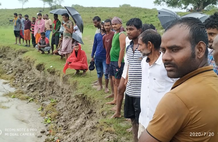 जलाभिषेक की इच्छा रही अधूरी,  गंगा नदी में डूबने से दो युवकों की मौत