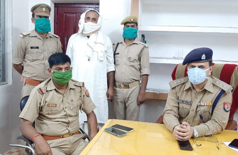 मुख्तार अंसारी गैंग का करीबी ₹25000 का इनामियां अपराधी अवैध तमंचे संग आया पुलिस की गिरफ्त में