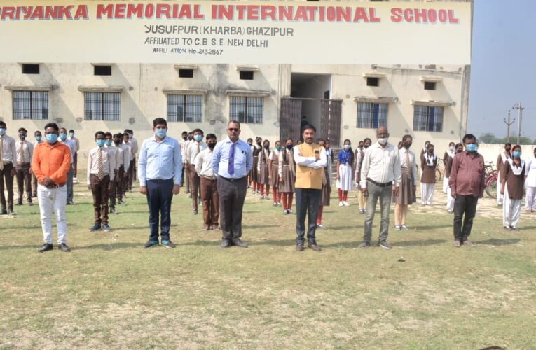 ग्रामीण क्षेत्र में सीबीएसई की मान्यता मिलने से पुलकित हुए छात्र छात्राओं के चेहरे