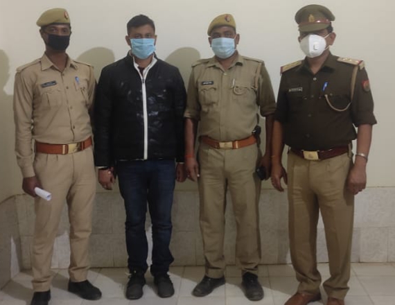 पच्चीस हजार का इनामियां शातिर अपराधी चढ़ा पुलिस के राडार पर