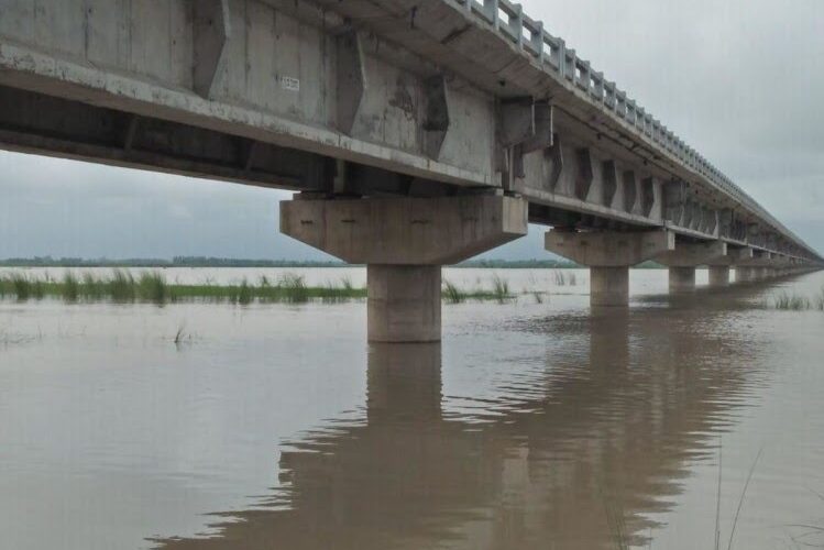 इकत्तीस जनवरी तक हमीद सेतु से नहीं गुजरेंगे भारी वाहन