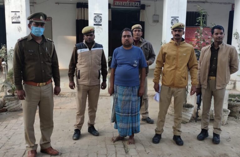 गो बध अधिनियम में अभियुक्त गिरफ्तार