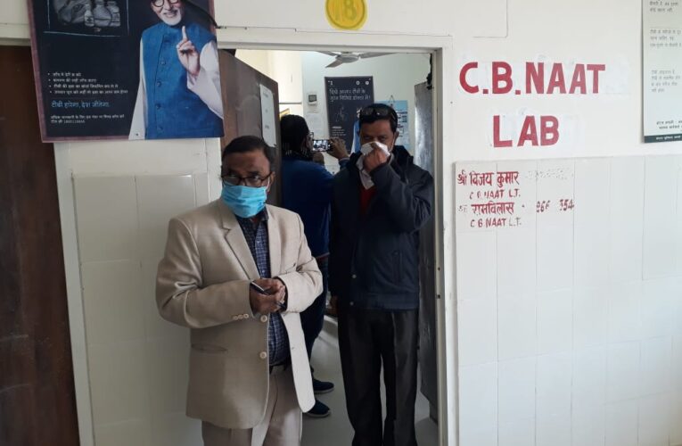 टीबी ! सीएमओ ने दो मरीजों को लिया गोद