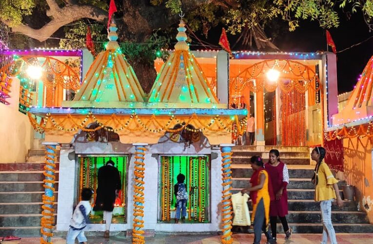 मां काली व दुर्गा मंदिर का वार्षिक श्रृंगारोत्सव सम्पन्न