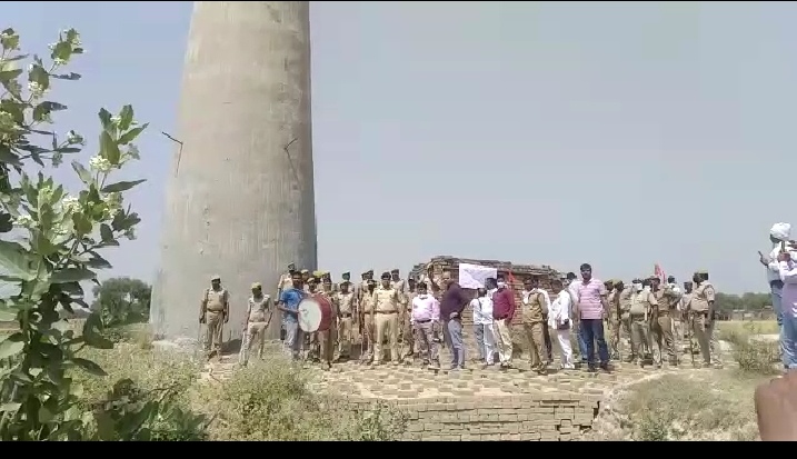 शराब माफियाओं की एक करोड़ की सम्पत्ति कुर्क