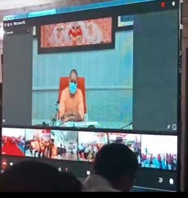 जनपद के 30317 श्रमिकों के बैंक खाते में आया आपदा राहत सहायता योजना का एक-एक हजार रुपया