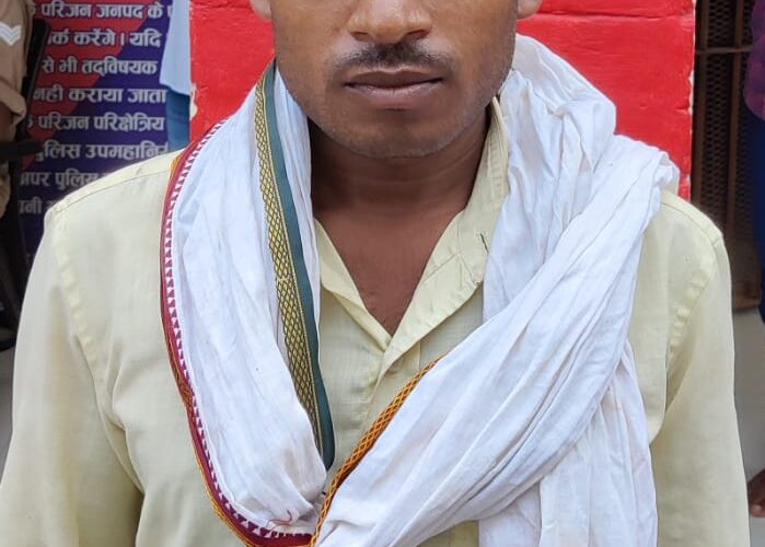 वांछित पन्द्रह हजार रुपये रुपये का इनामियां अभियुक्त गिरफ्तार