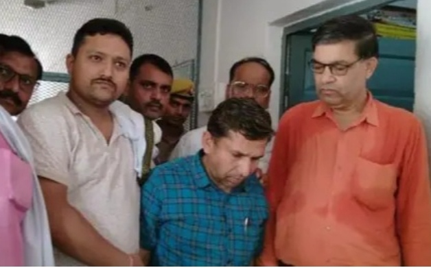 रिश्वतखोर जिला उद्यान अधिकारी चढ़े सतर्कता टीम के हत्थे