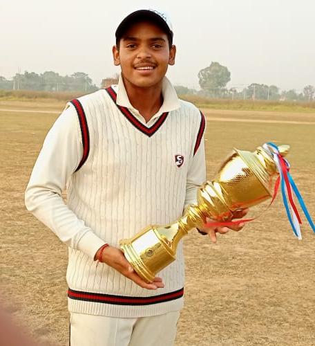 उत्तर प्रदेश क्रिकेट एसोसिएशन अंडर-19 के फाइनल कैंप हेतु चयनित हुआ अथर्व प्रजापति