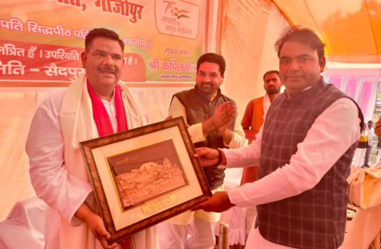 अमृत महोत्सव – अपनी संस्कृति, स्वाभिमान को जागृति और वीरों को नमन करने का महापर्व