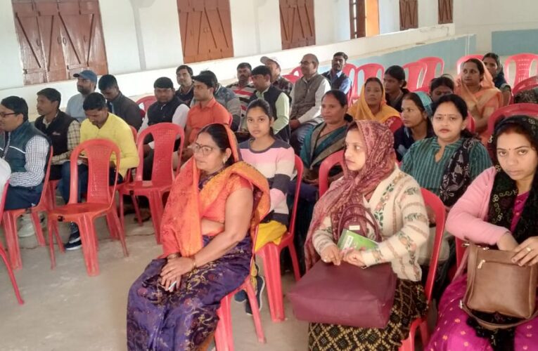 बुनियादी साक्षरता व संख्यात्मक ज्ञान हेतु चला प्रशिक्षण