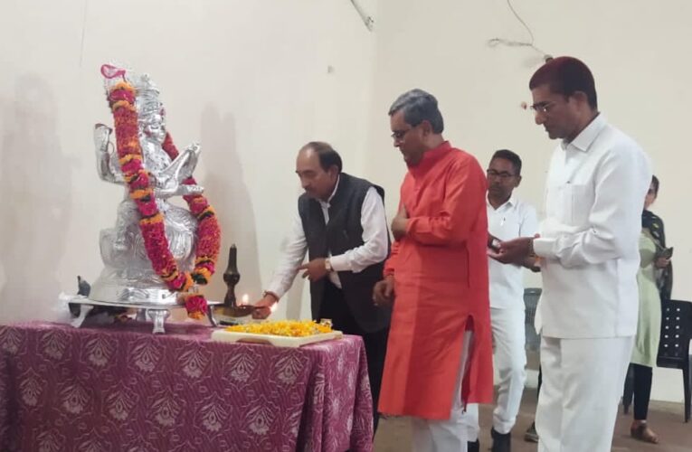 स्वयंसेवकों के व्यक्तित्व विकास का सशक्त माध्यम है एन.एस.एस. – अपर महाधिवक्ता