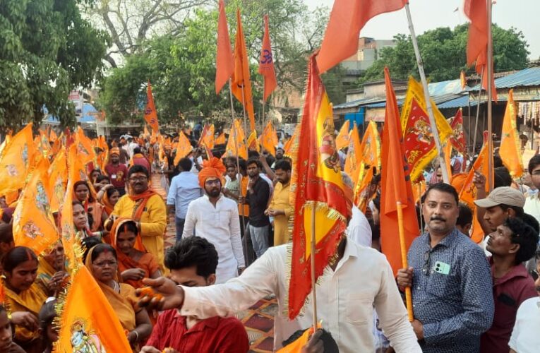 श्रीराम शोभा यात्रा की निकली भव्य झांकी 