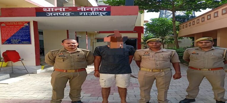 पशु तस्कर अवैध असलहे संग गिरफ्तार