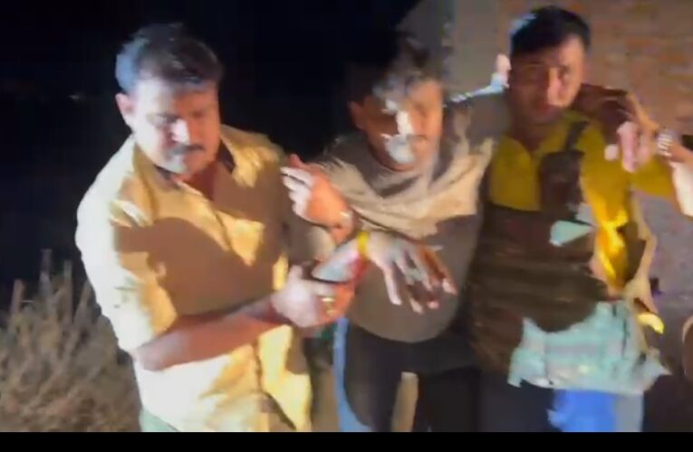 दौराने मुठभेड़ गोली से घायल अभियुक्त सहित दो गिरफ्तार