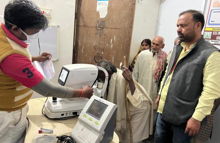 नेत्र चिकित्सा शिविर में 70 मरीजों के मोतियाबिंद का आपरेशन सम्पन्न