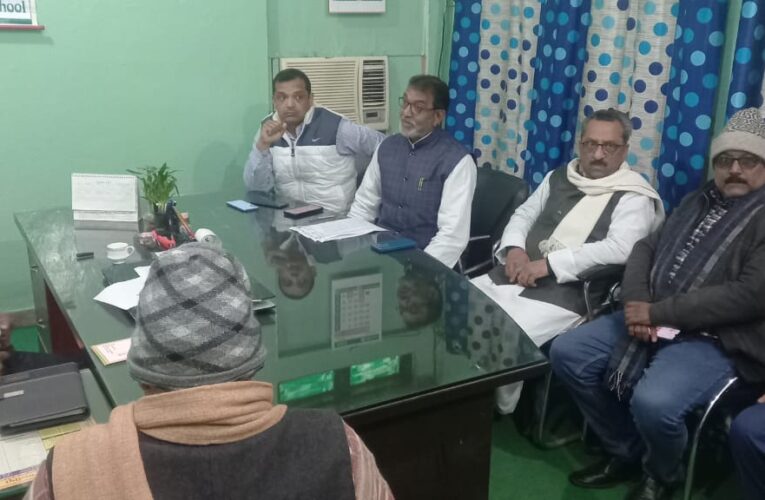 शिक्षक हितों की अनदेखी बर्दाश्त नहीं 