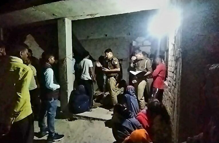 चर्चित विवाहिता ने लगाई फांसी 