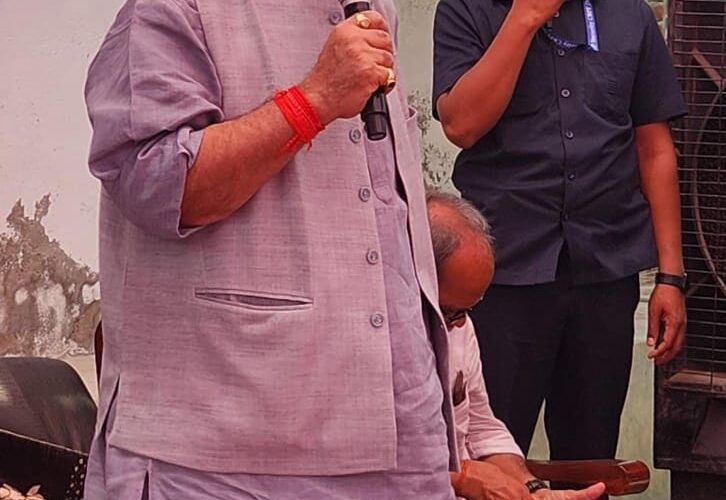 देश के विकास में हमें अपने कर्तव्यों के प्रति भी जागरूक रहना जरूरी – मनोज सिन्हा 