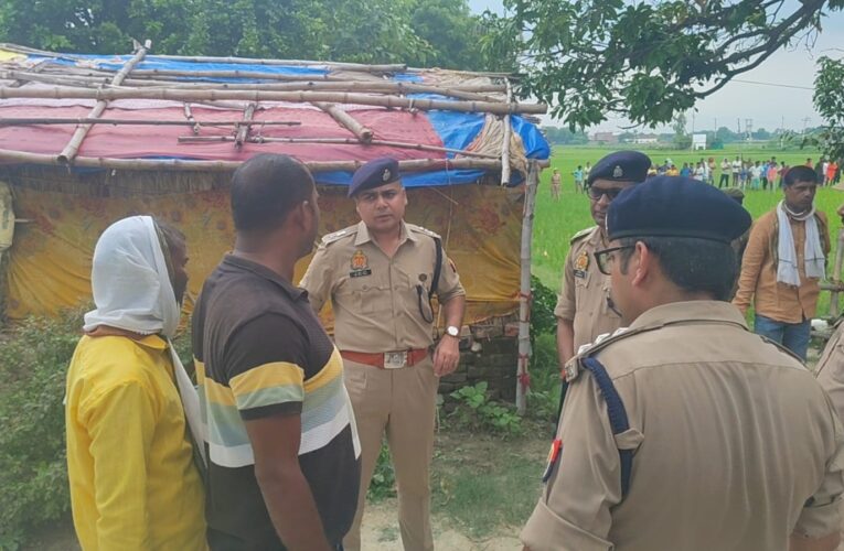 जमीनी विवाद में कलयुगी पुत्र ने मां-बाप तथा बेटी को उतारा मौत के घाट