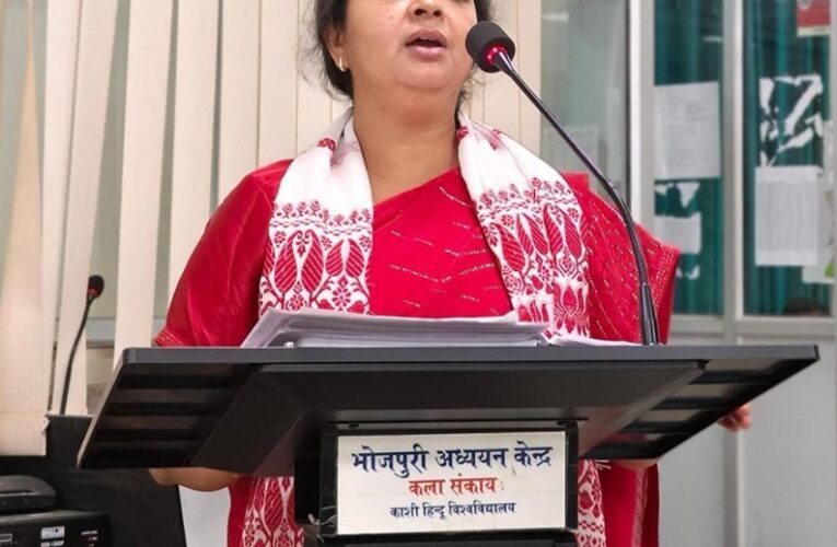 नई पीढ़ी को गीत और गीतकारों को पढ़ने की जरूरत 