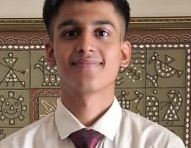 एनडीए में चयनित अतिशय सिंह को बधाईयों का तांता