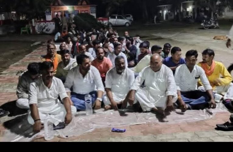 प्रदर्शनकारियों पर लाठी चार्ज की कथित घटना के बाद भाजपा कार्यकर्ता की मौत के बाद जागा प्रशासन