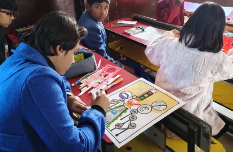 प्रतियोगिता में साक्षी, श्रेया और ज्योति रहीं अव्वल                  