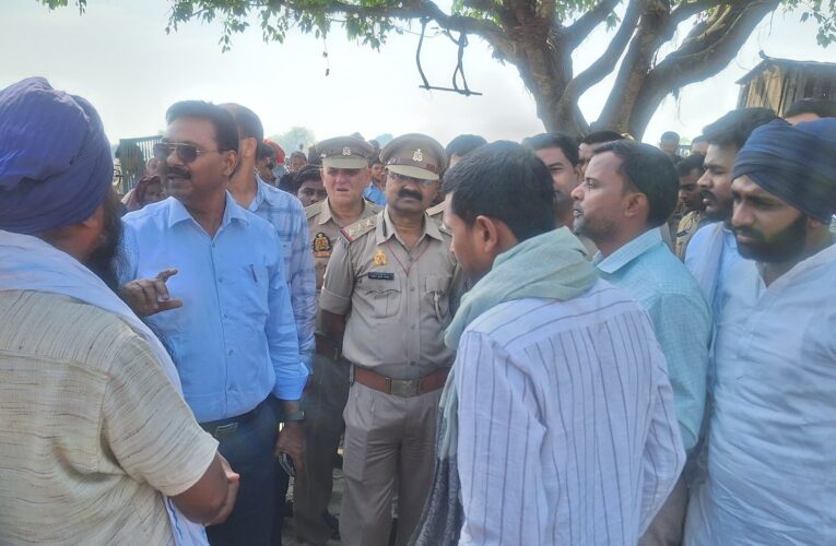 अराजक तत्वों ने तोड़ी अंबेडकर प्रतिमा, पुलिस रही हकलान