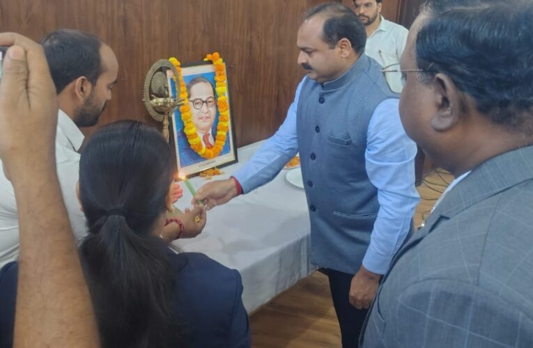 ससमारोह मनाईं गई अंबेडकर जयंती