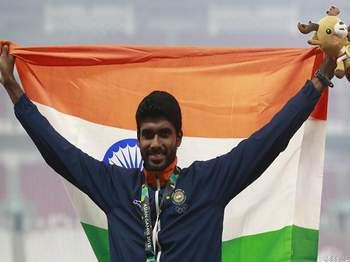 एशियन गेम्स 2018 !जिनसन ने  लगायी सुनहली दौड़