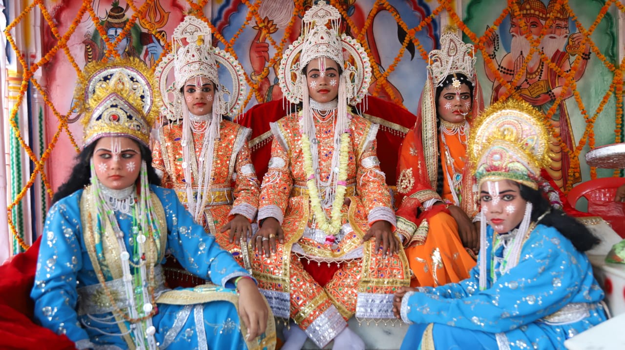 रामलीला !राम राज्याभिषेक संग हुआ समापन