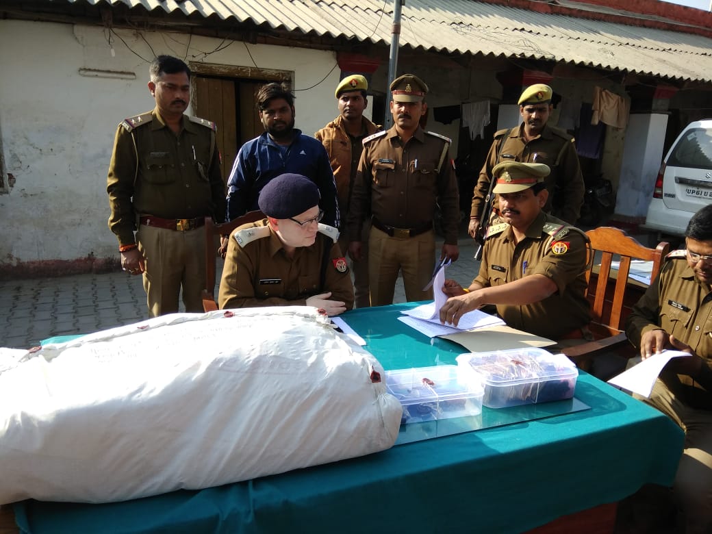 तस्करी ! गांजा तस्कर चढ़ा पुलिस के हत्थे