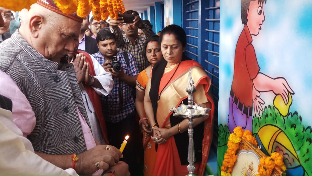 रेलराज्य मंत्री ने बारा रेलवे स्टेशन का किया शिलान्यास