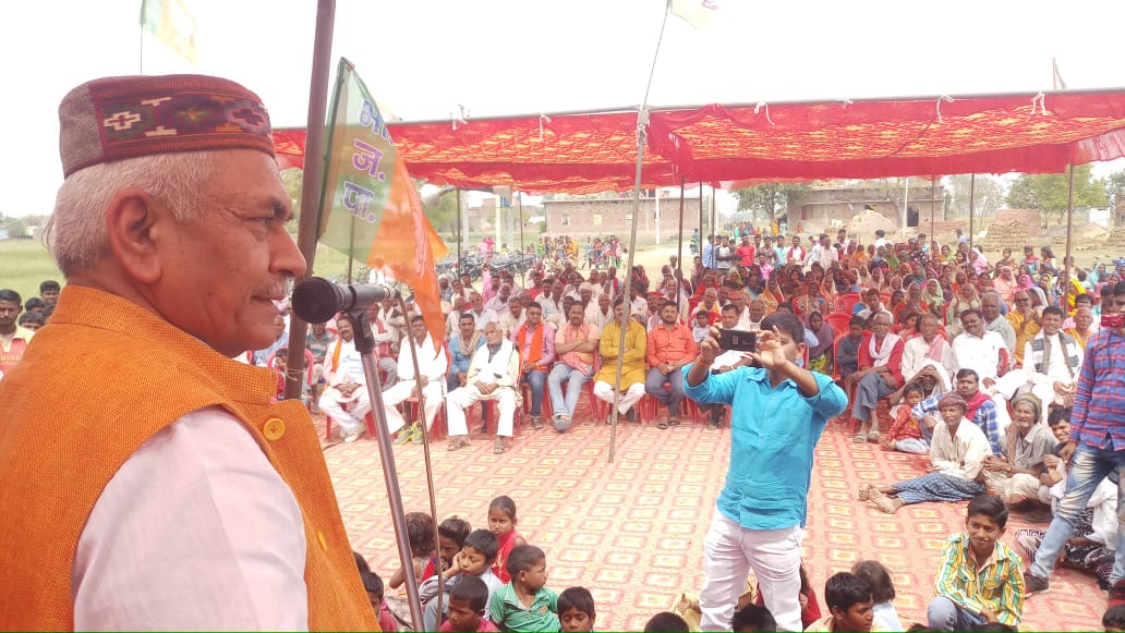 जन संवाद ! मनोज सिन्हा ने बताई सरकार की उपलब्धियां