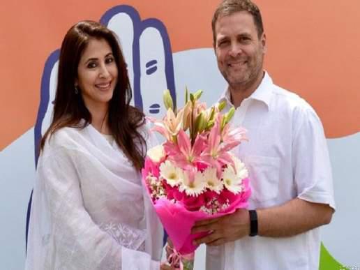 कांग्रेस ! उर्मिला मातोंडकर हाथ के साथ