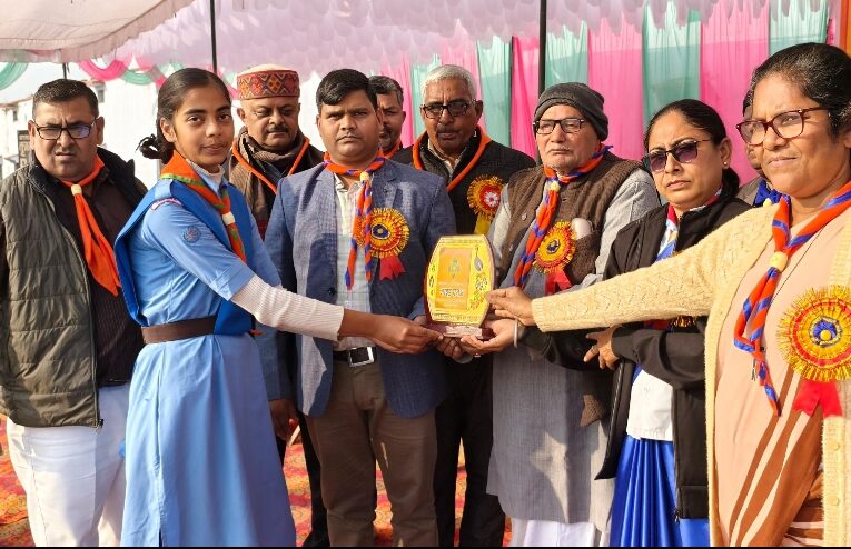 स्काउट गाइड रैली में प्रतिभागियों ने दिखाया दमखम 