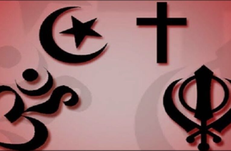 धर्म परिवर्तन कराने में तीन गिरफ्तार 