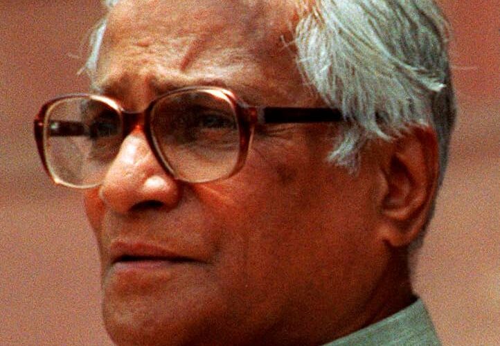 राजनीति में सार्थक और सकारात्म योगदान के लिए जार्ज फर्नांडीज आज भी प्रासंगिक