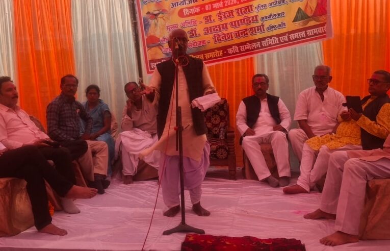 सूरत क्या चीज है, सीरत का दीवाना बनो, मस्ती रहे तेरी बस्ती में, ऐसा तू मस्ताना बनो”