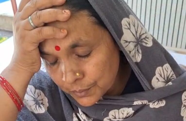 ठगों ने बातों में उलझाकर महिला के आभुषण व नगदी लूटी 