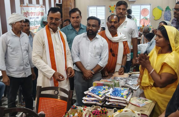 सरकारी योजनाओं से लाभान्वित हो रहे आमजन